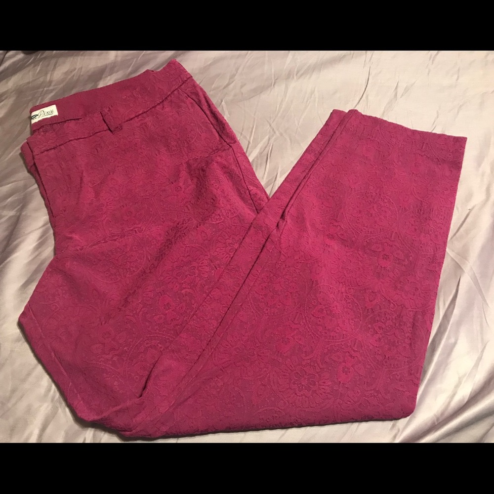 Old Navy Pixie Ankle Pants
